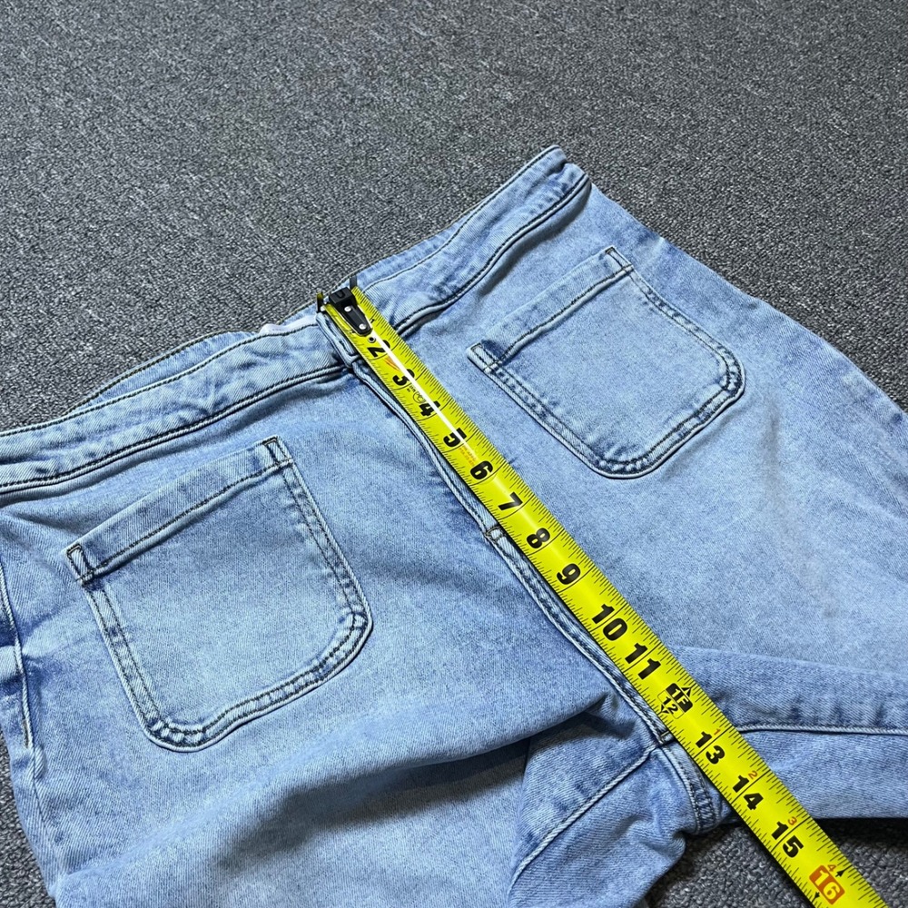 LC Lauren Conrad Wide Leg Jeans 16 Light Wash Patch Pocket High Rise Denim - Picture 5 of 9